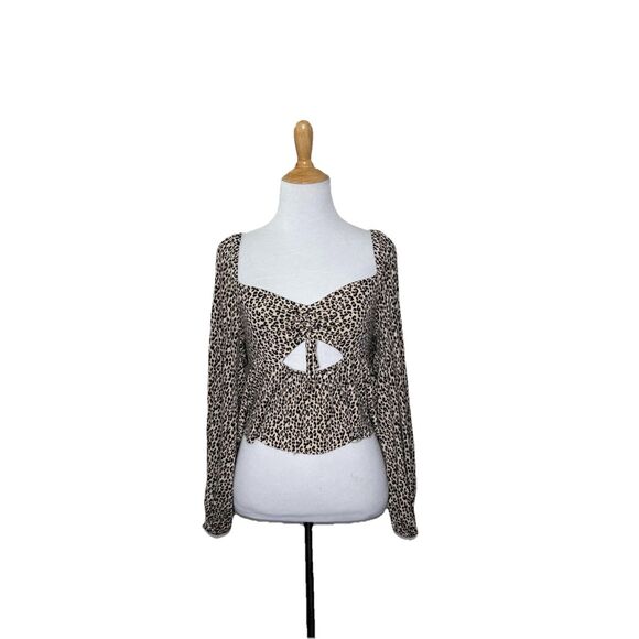 Urban Outfitters Leopard Animal Print Peplum Ruffle Long Sleeve Keyhole Top M - Picture 1 of 7